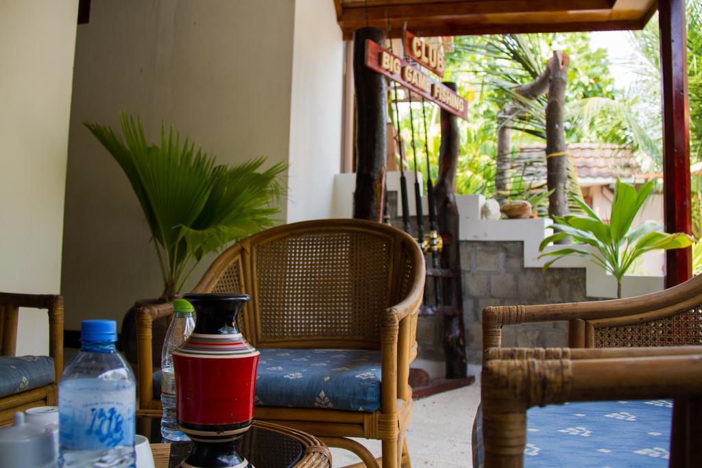 Alvi Star Inn Thulhaadhoo 외부 사진