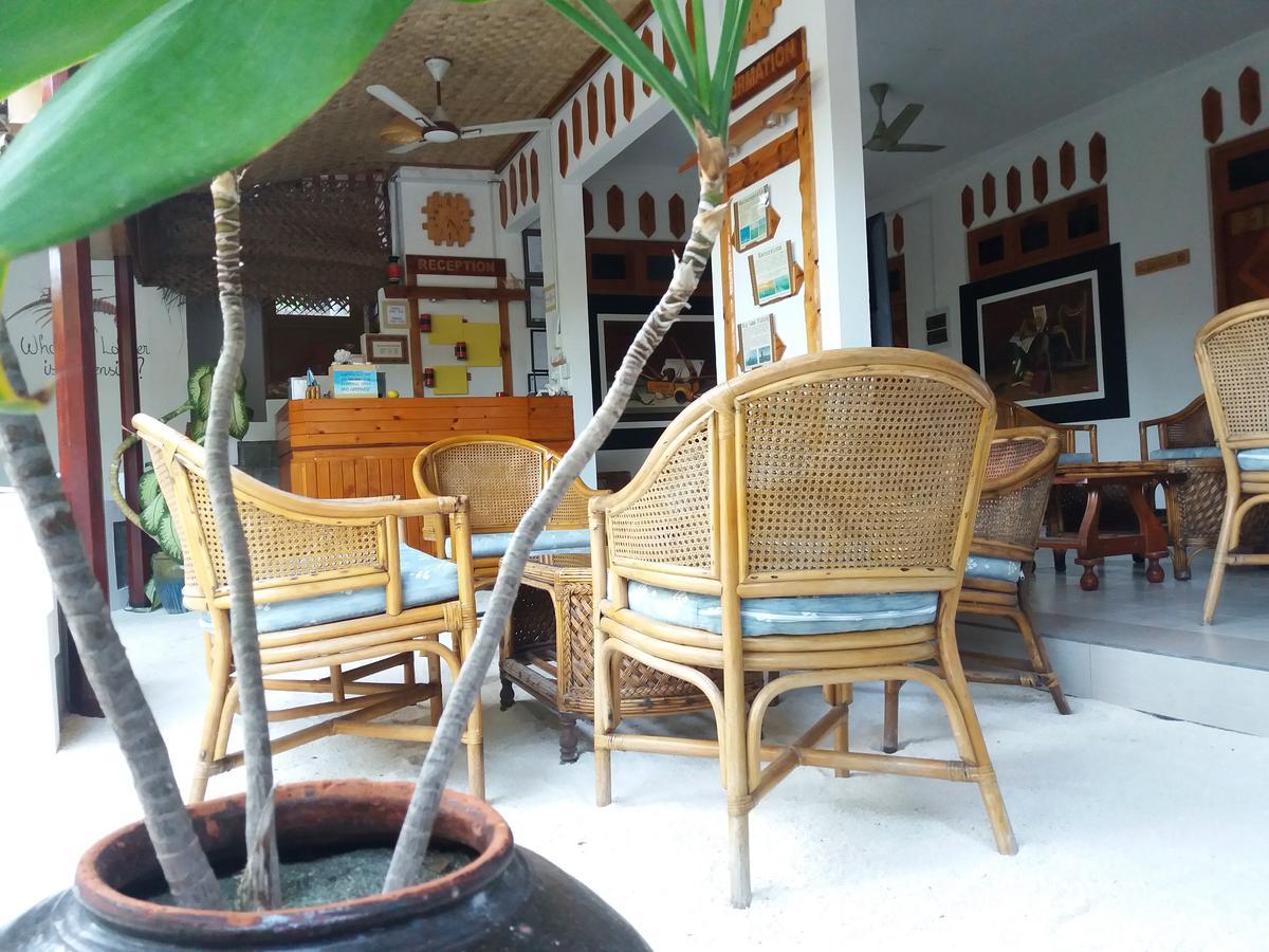 Alvi Star Inn Thulhaadhoo 외부 사진