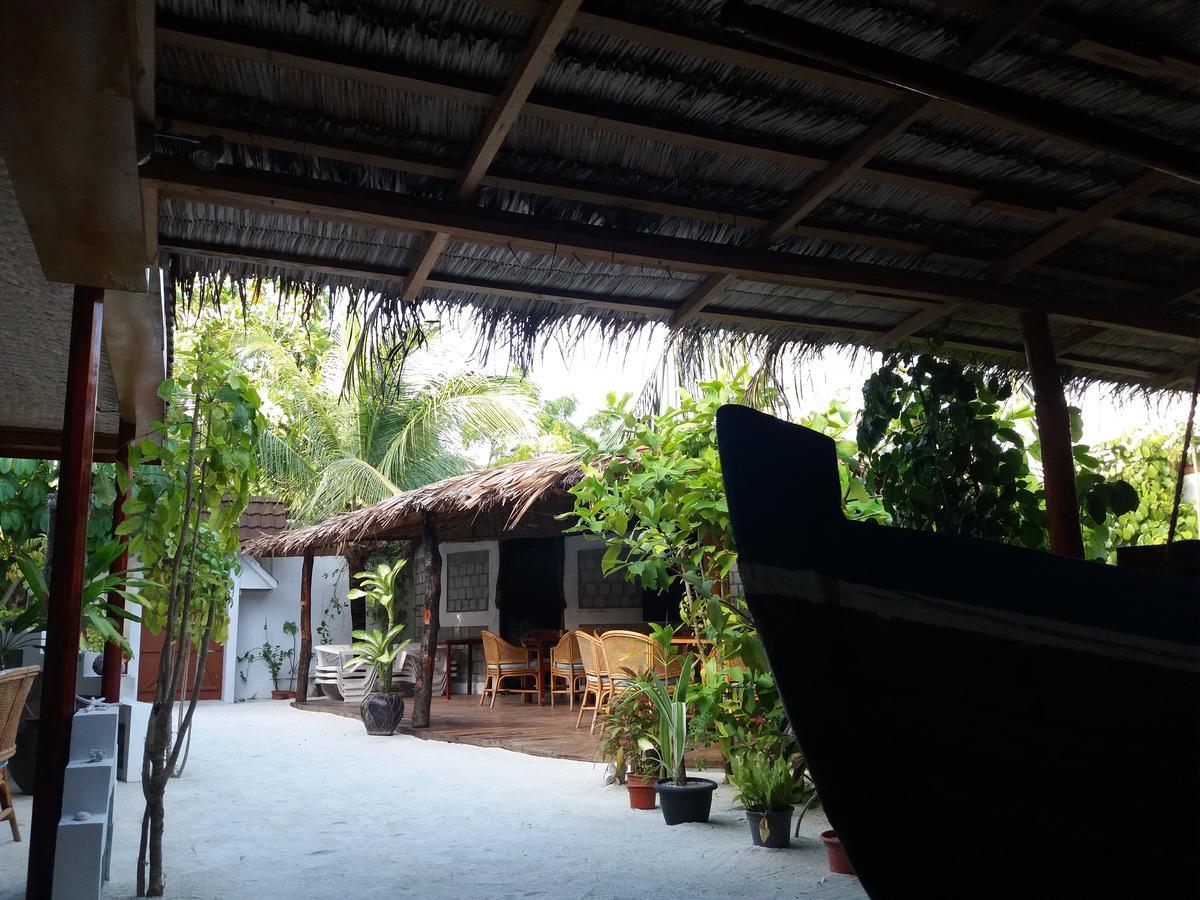 Alvi Star Inn Thulhaadhoo 외부 사진