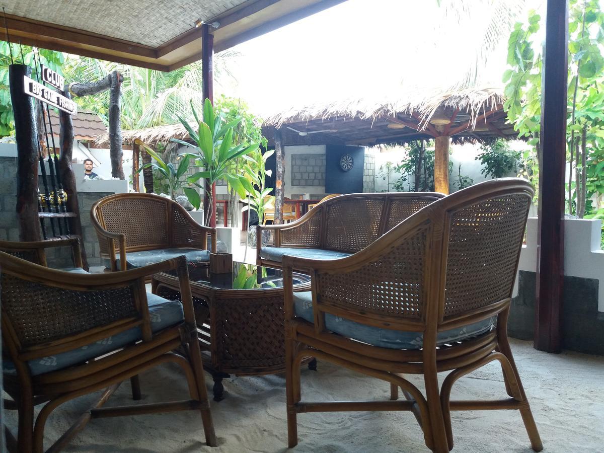 Alvi Star Inn Thulhaadhoo 외부 사진